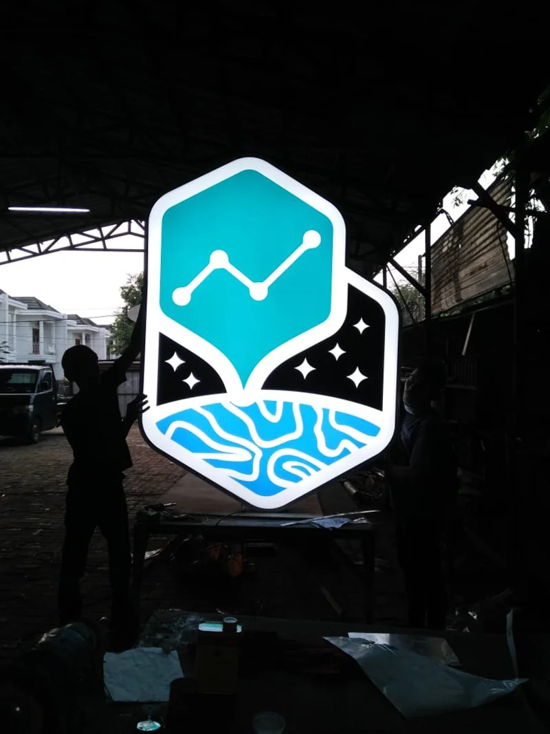 Proyek Neon Box #3